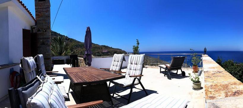 Astra-Ferienhaus Mit Grosser Dachterrasse Und Top-Ausstattung In Nas Арменистис Экстерьер фото